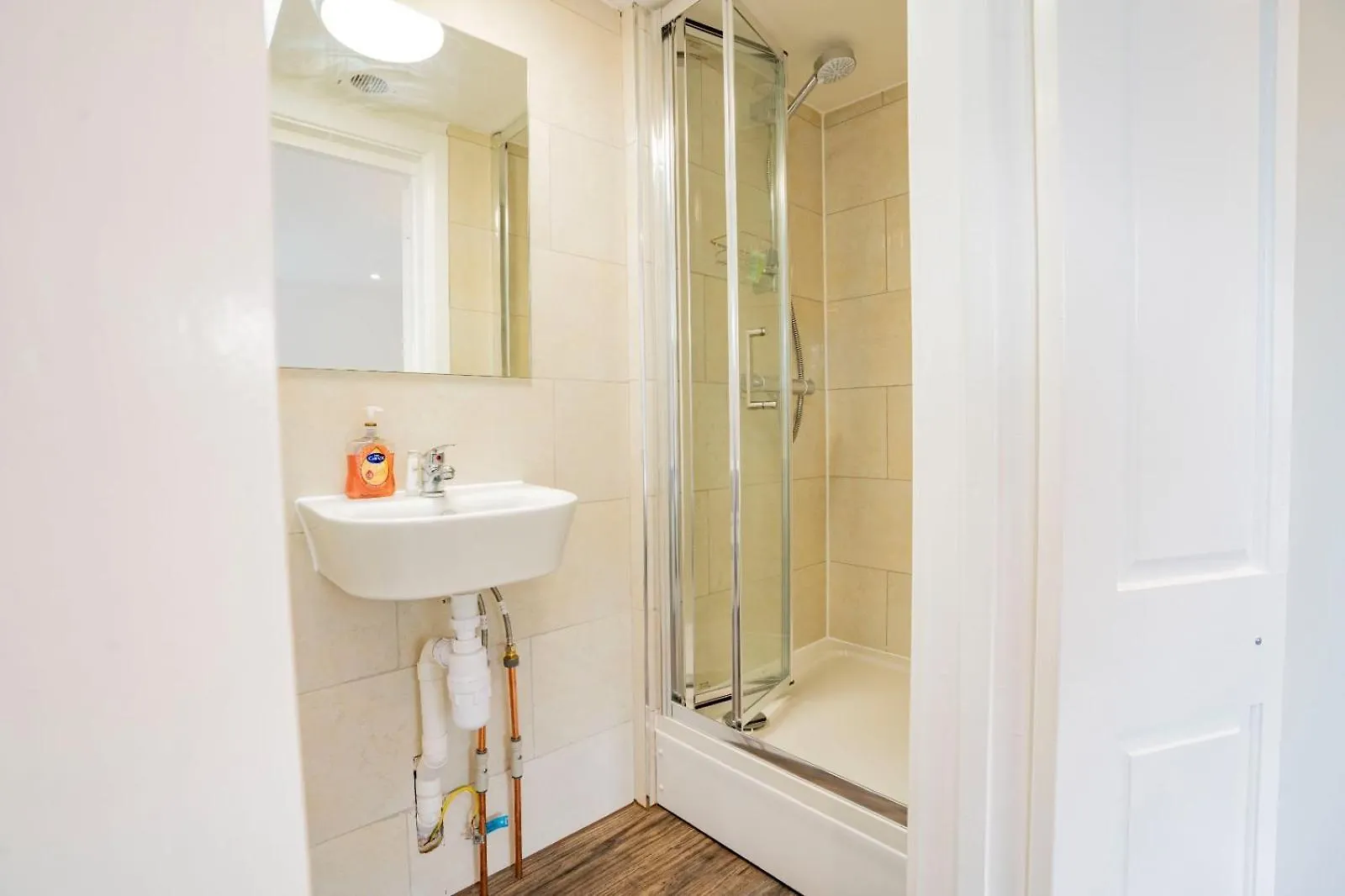 Uxbridge Retreat 2 Bed Flat Apartment
