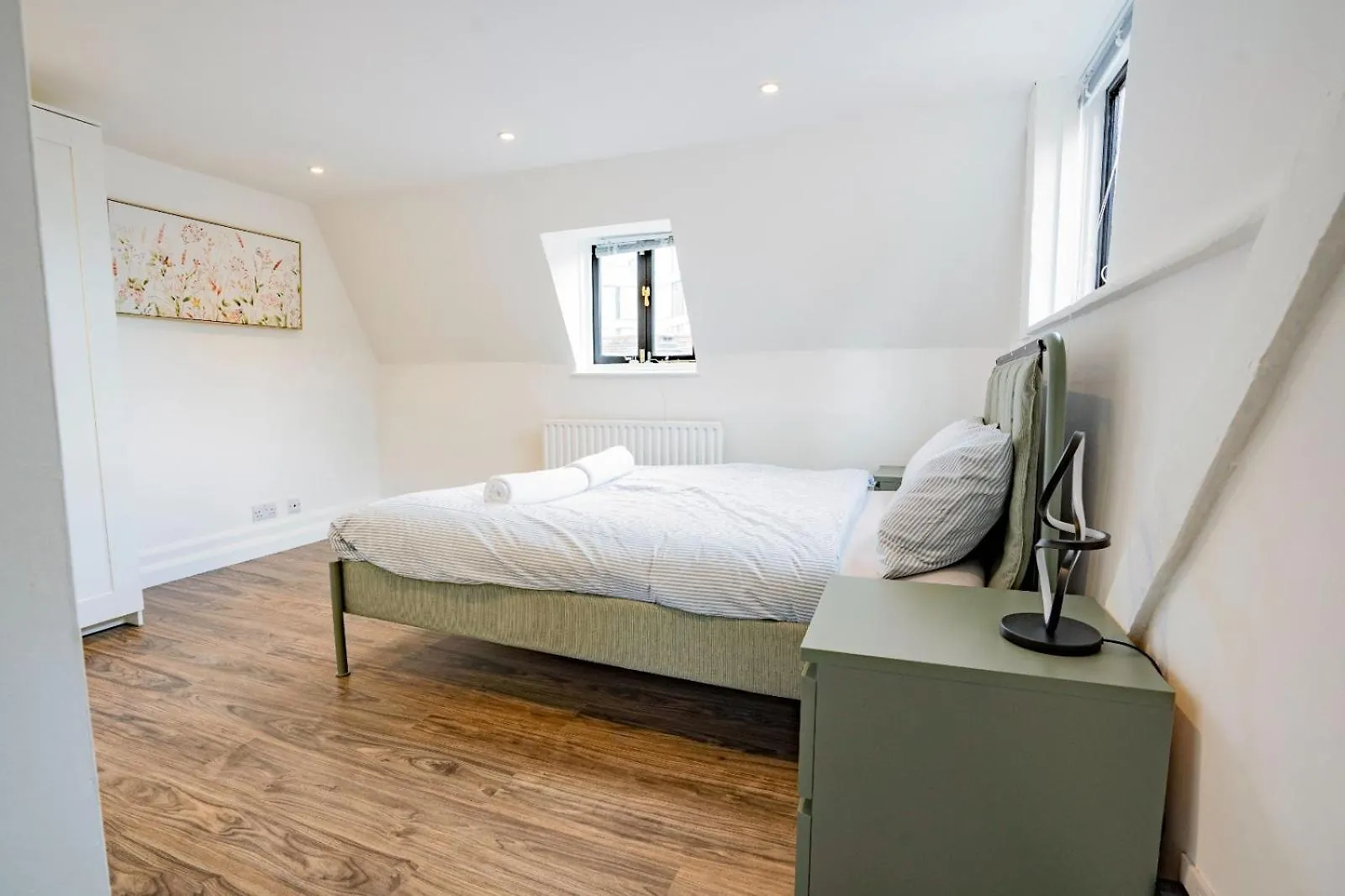 Uxbridge Retreat 2 Bed Flat Apartment